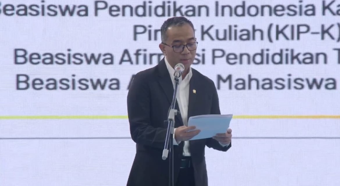 Mendiktisaintek: 82 Perguruan Tinggi Turun Tangan Pulihkan Aceh, Sumut, dan Sumbar