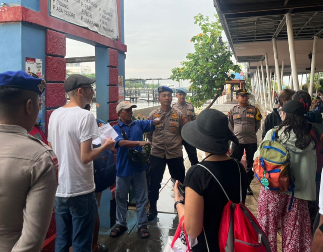 Polres Kepulauan Seribu Rutin Gelar Strong Point di Dermaga, Utamakan Keselamatan Penumpang
