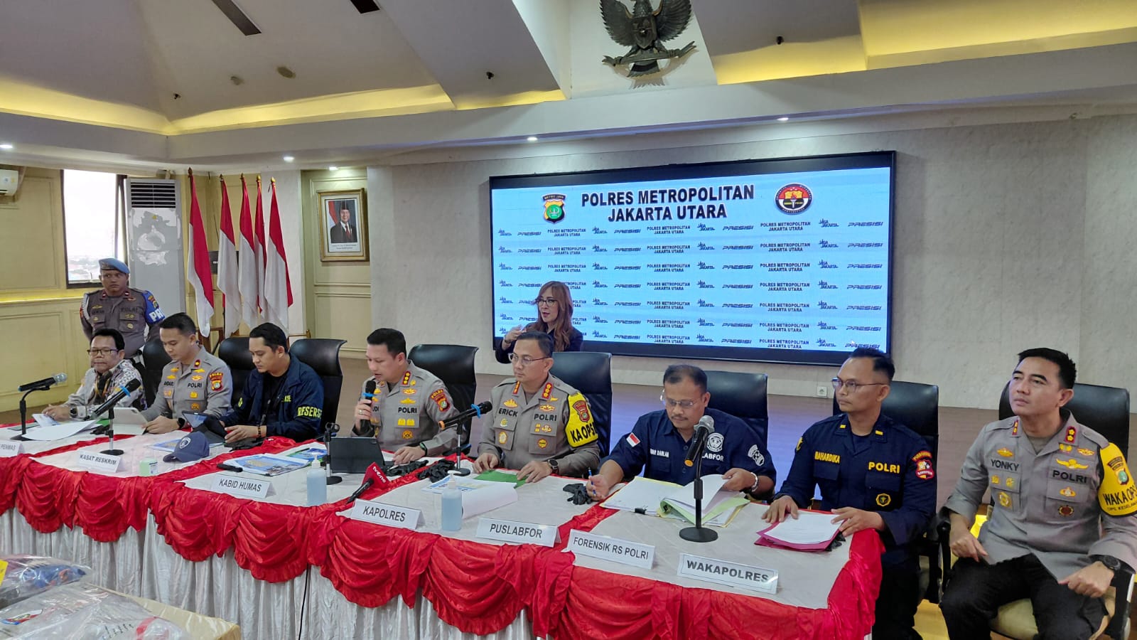 Tewasnya 3 Orang di Warakas, Polres Jakarta Utara Ungkap Pembunuhan Berencana Motif Dendam Sang Anak