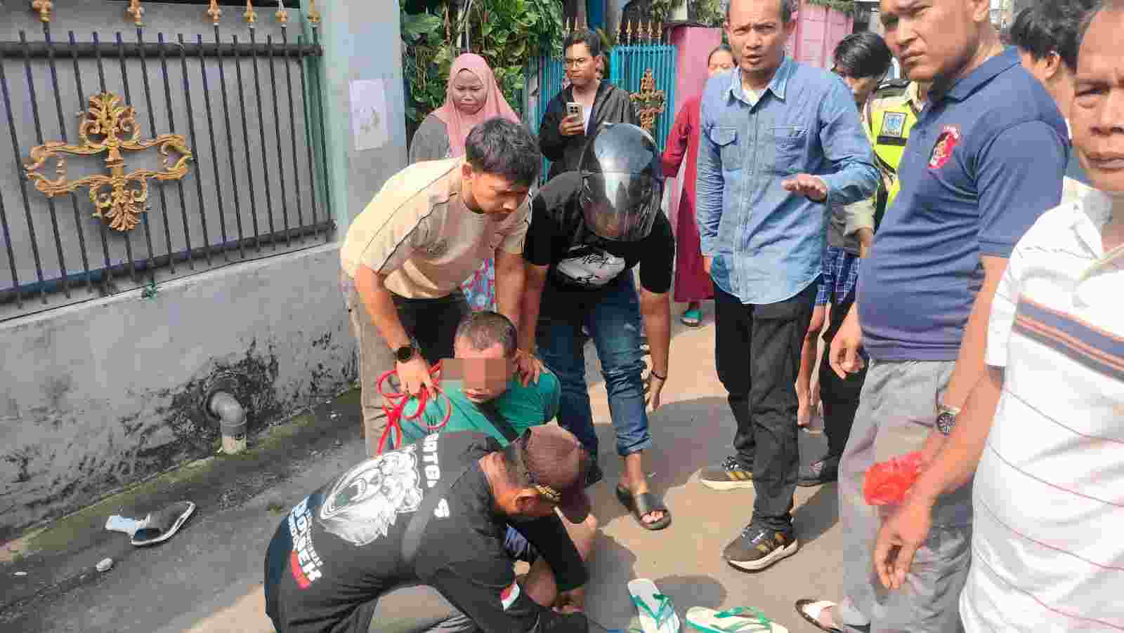 Polisi Amankan Pria Diduga Tusuk Ibu Rumah Tangga di Pondok Aren Tangsel