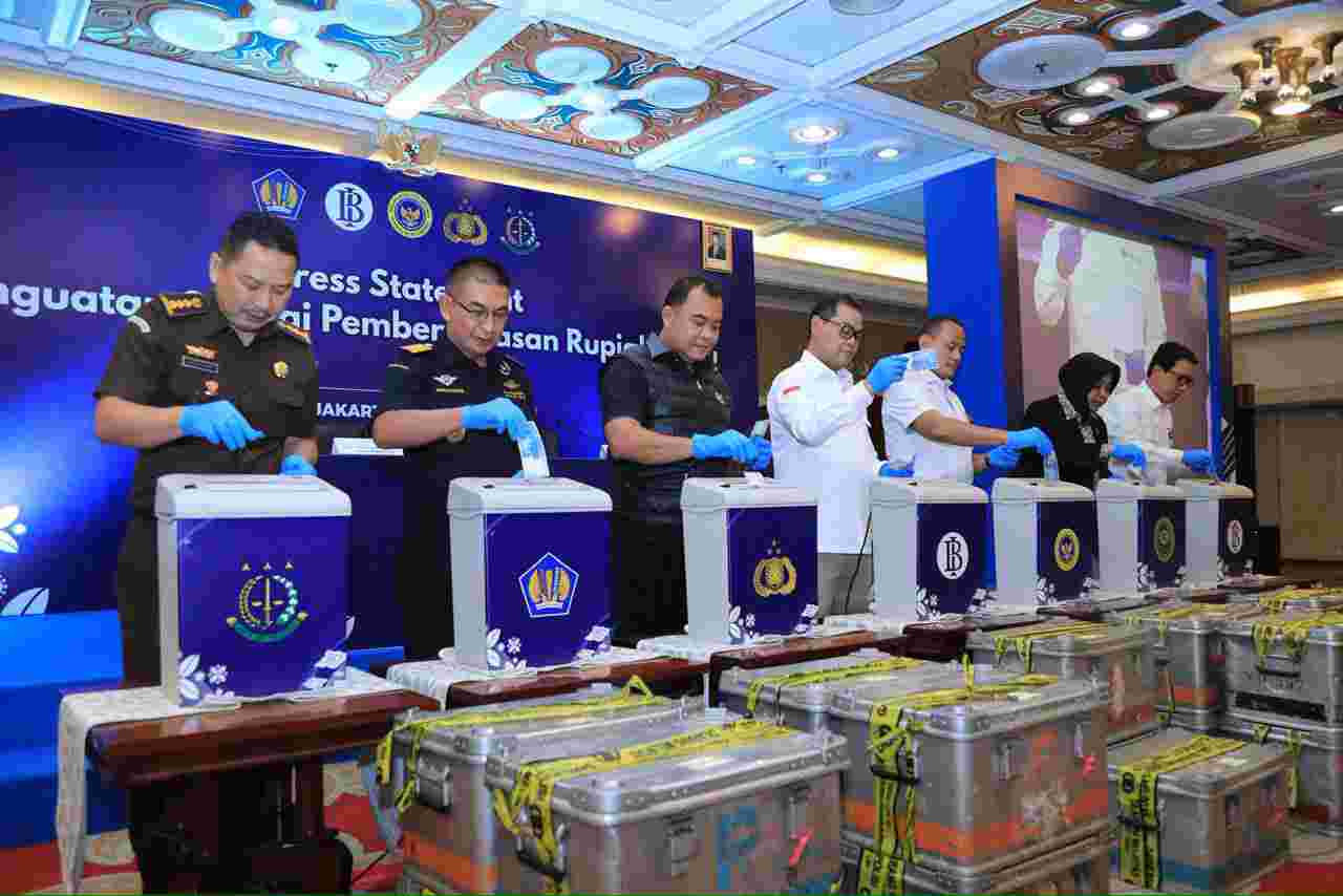 Polri dan Bank Indonesia Musnahkan 466.535 Lembar Uang Rupiah Palsu, Perkuat Sinergi Jaga Kedaulatan Rupiah