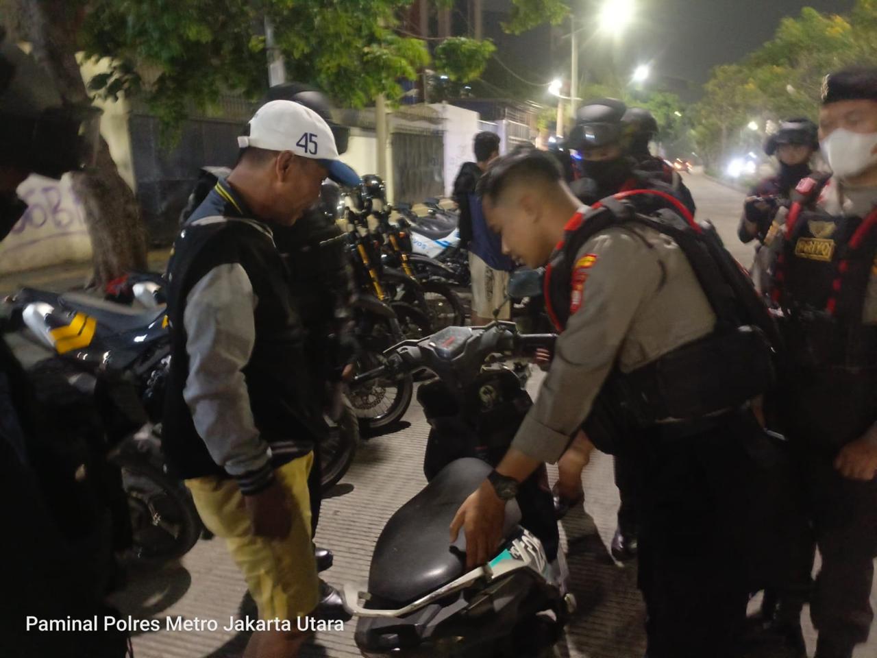 Polres Metro Jakarta Utara Intensifkan Patroli KRYD dan Razia Stasioner, Delapan Orang Terindikasi Penyalahgunaan Obat Terlarang Diamankan