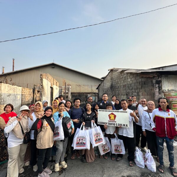 Legislator Partai Gerindra Salurkan Bantuan untuk Korban Kebakaran di Cakung Timur, Wujud Kepedulian kepada Warga Terdampak