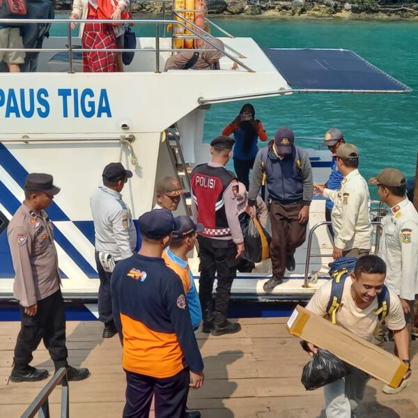 Jakarta On The Spot, Polres Kepulauan Seribu Kedepankan Pelayanan Humanis di Dermaga dan Sosialisasikan Layanan Polisi 110
