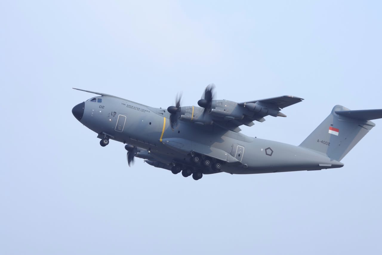 Percepat Penanganan Pascagempa NTT, Airbus A400M TNI Angkut Puluhan Ton Bantuan