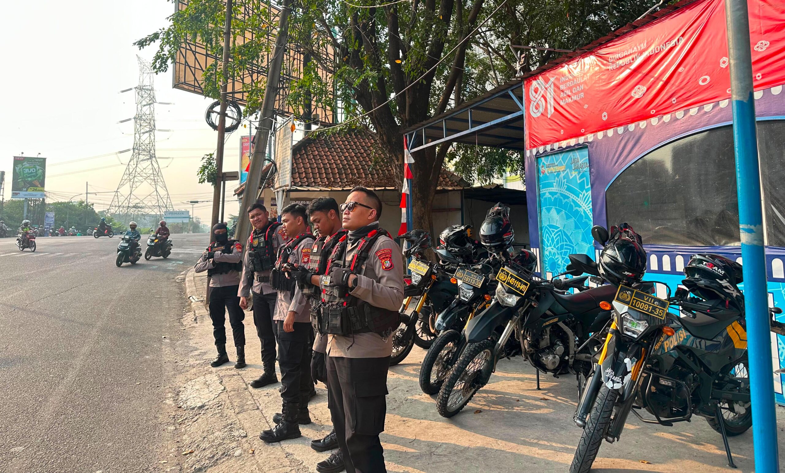 Jaga Bekasi ON THE SPOT – Tim Perintis Presisi Laksanakan Penyekatan Massa Aksi Di Wilayah Perbatasan Bekasi Kota