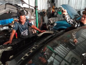 Mobil Warga Tj Priok Overhoul, Mekanik Bengkel AAT Daihatsu Sawah Besar Salah Pemasangan Metal Bulan