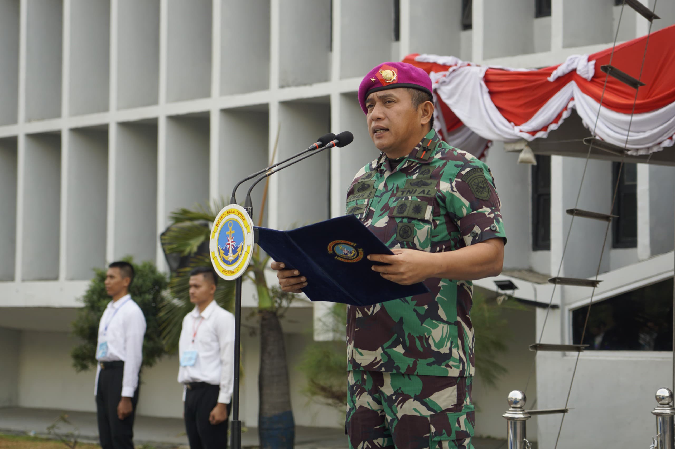 1.725 calon prajurit jalasena siap berkompetisi, kodaeral iii laksanakan penandatanganan pakta integritas
