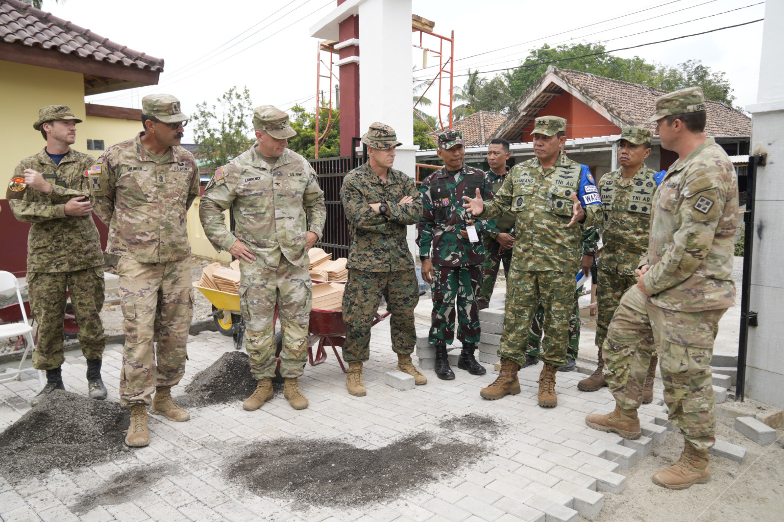 Encap SGS 2026 Buktikan Komitmen Tni Bersama Negara Bangun Fasilitas Pendidikan Untuk Masyarakat Di Martapura