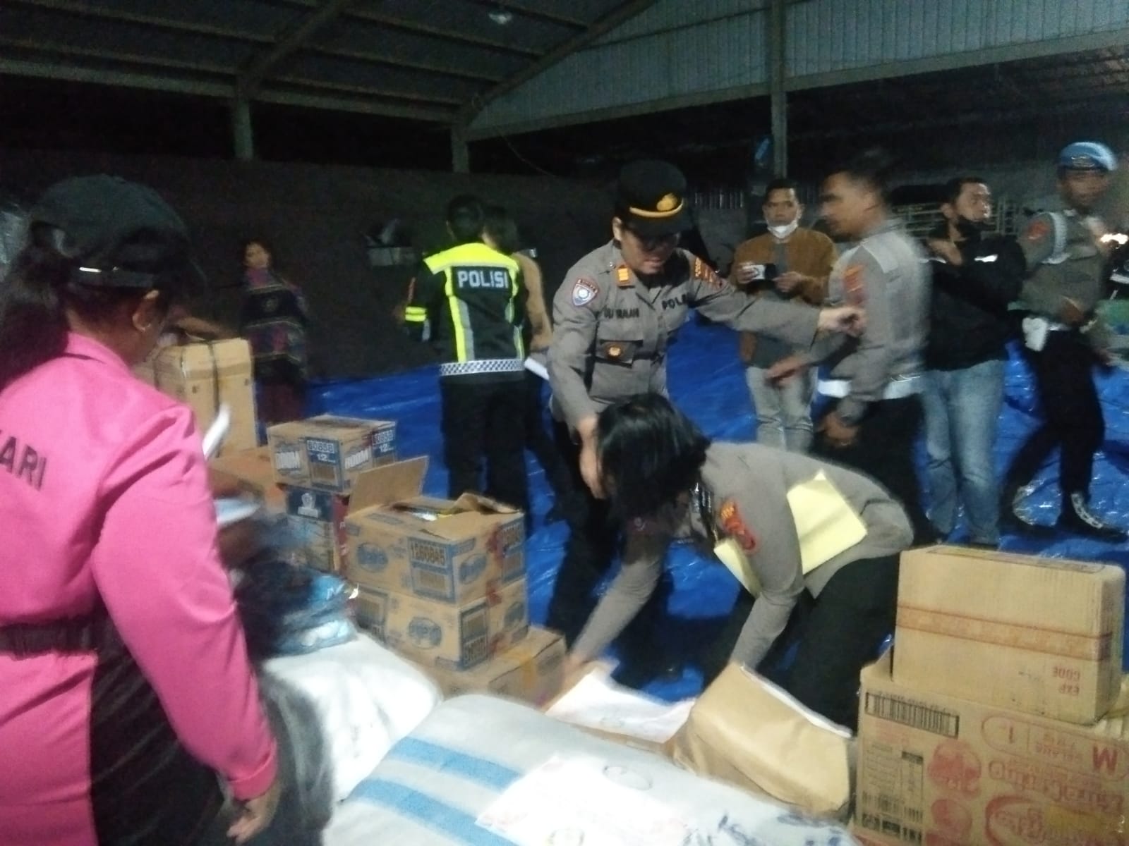 Polri Terus Perkuat Pelayanan Warga di Pengungsian Gunung Sinabung
