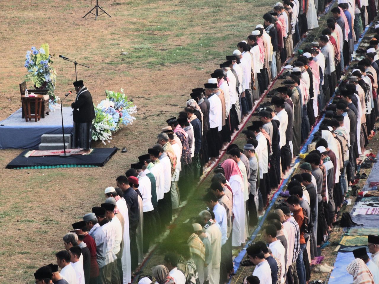 Ratusan Warga Bintara Jaya Gelar Salat Istisqa, Mohon Hujan di Tengah Cuaca Panas Ekstrem