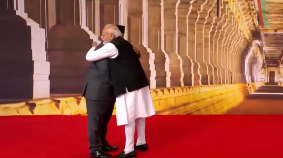 Peluk Hangat PM Modi Sambut Prabowo di KTT BRICS, Simbol Persahabatan Erat Kedua Pemimpin