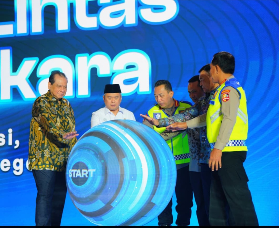 Kapolri Luncurkan STNK Digital dan Pembayaran Tilang Terintegrasi