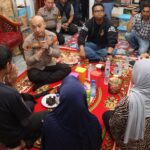 Kapolres Priok Sambangi Rumah ABK Korban Penganiayaan KM. Maulana 23, Berikan Bantuan dan Tegaskan Usut Kasus Hingga TPPO
