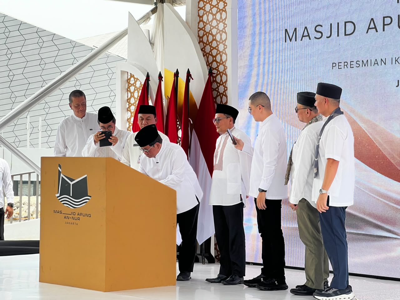 Gubernur Pramono Anung Resmikan Masjid Apung An-Nur Jakarta, Hadirkan Destinasi Baru Wisata Religi di Ancol