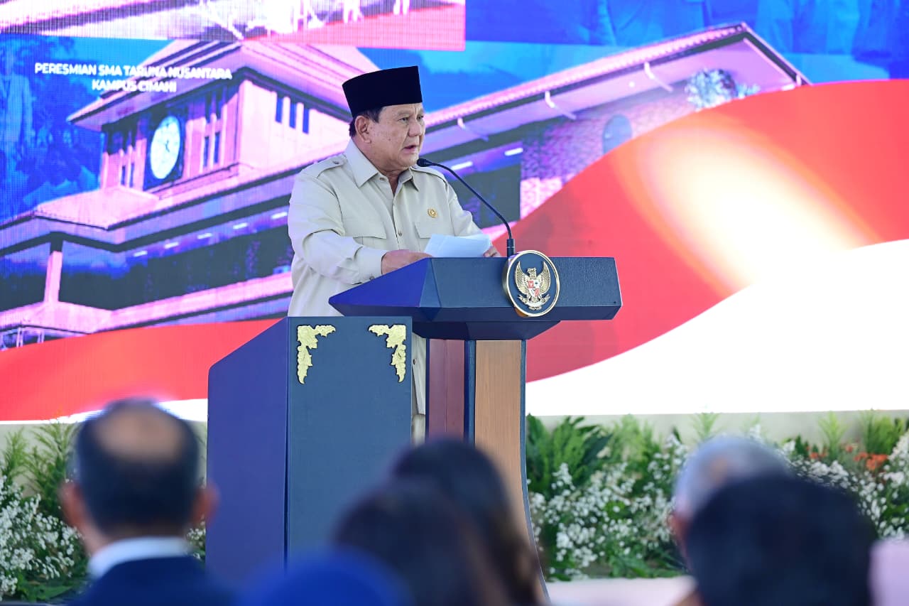 Presiden Prabowo Tekankan Nilai Sumpah Pemuda dan Semangat Kebangsaan kepada Siswa SMA Taruna Nusantara