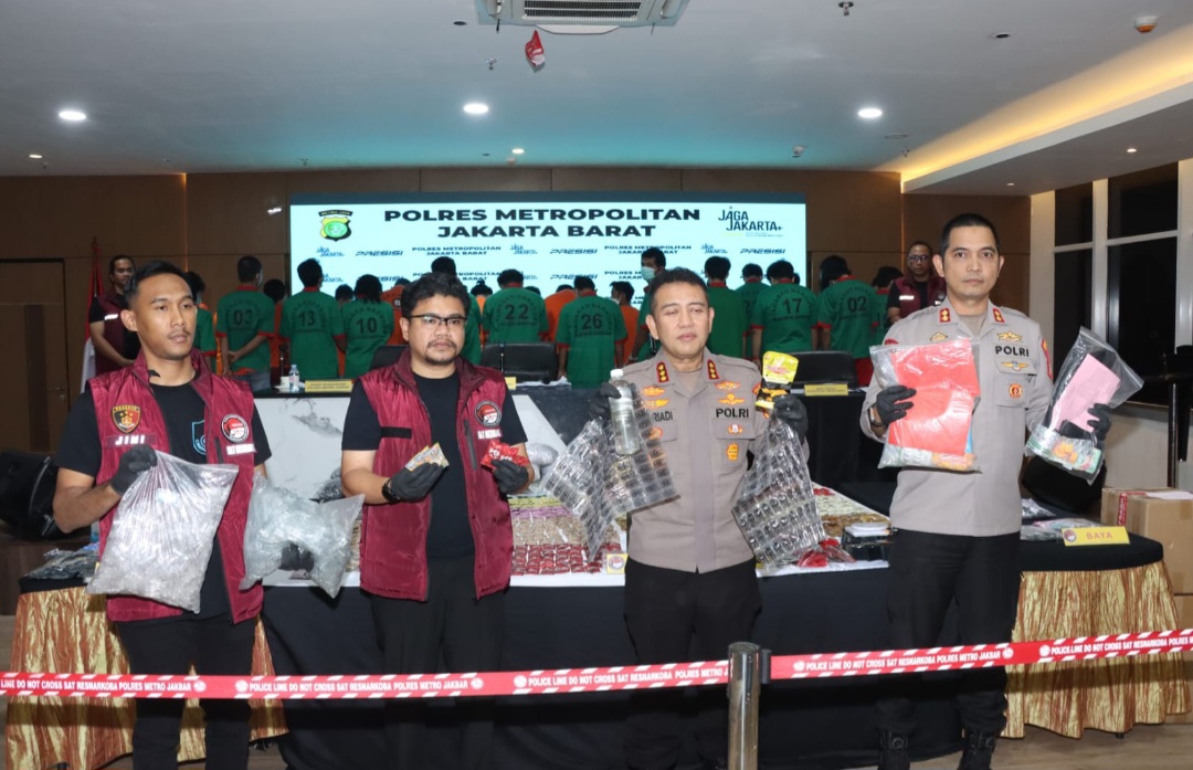 Operasi Nila Jaya 2026: Polres Jakbar Ungkap Clandestine Lab Etomidate Hingga Sita 40.539 Obat Berbahaya