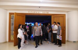 Kapolres Metro Jakarta Utara Tinjau Langsung Ibadah di Gereja Mawar Sharon, Pastikan Kamtibmas Kondusif