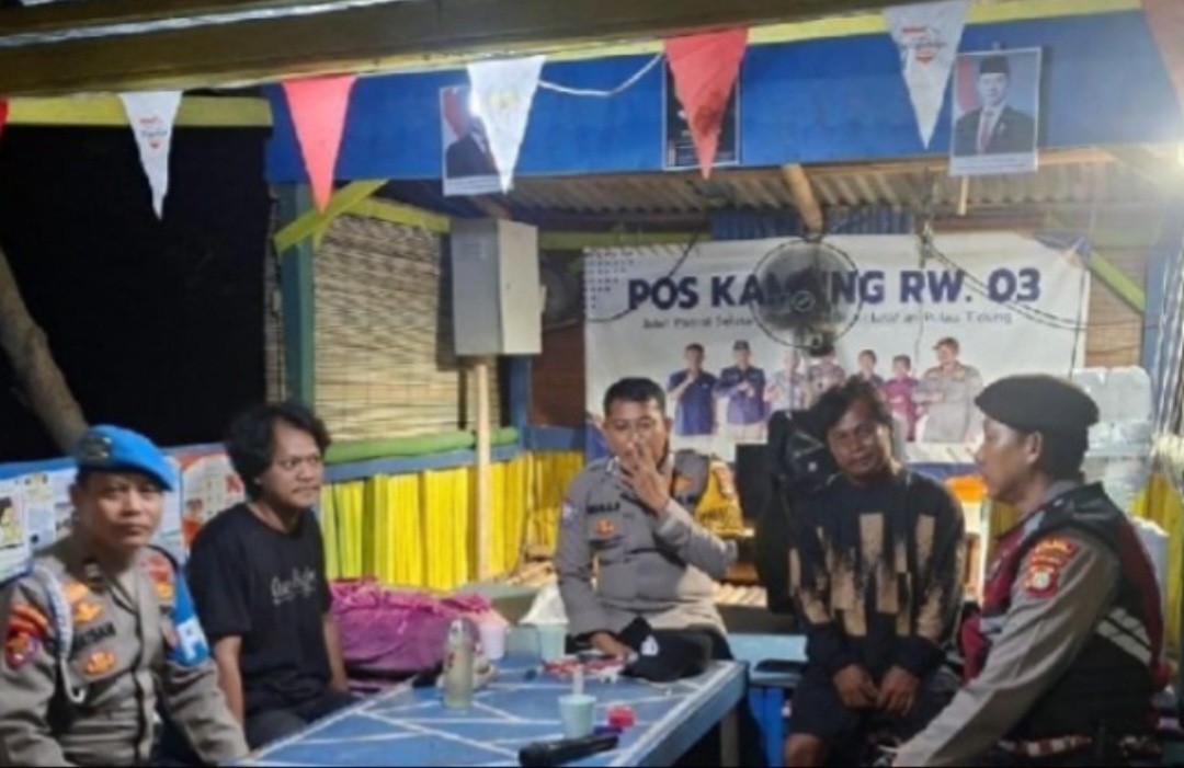 Patroli Malam Polsek Kepulauan Seribu Selatan Perkuat Kamtibmas, Sosialisasikan Layanan Polisi 110