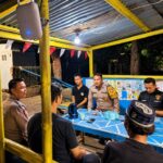 Layanan Polisi 110 Disosialisasikan Saat Patroli Malam Polsek Kepulauan Seribu Selatan