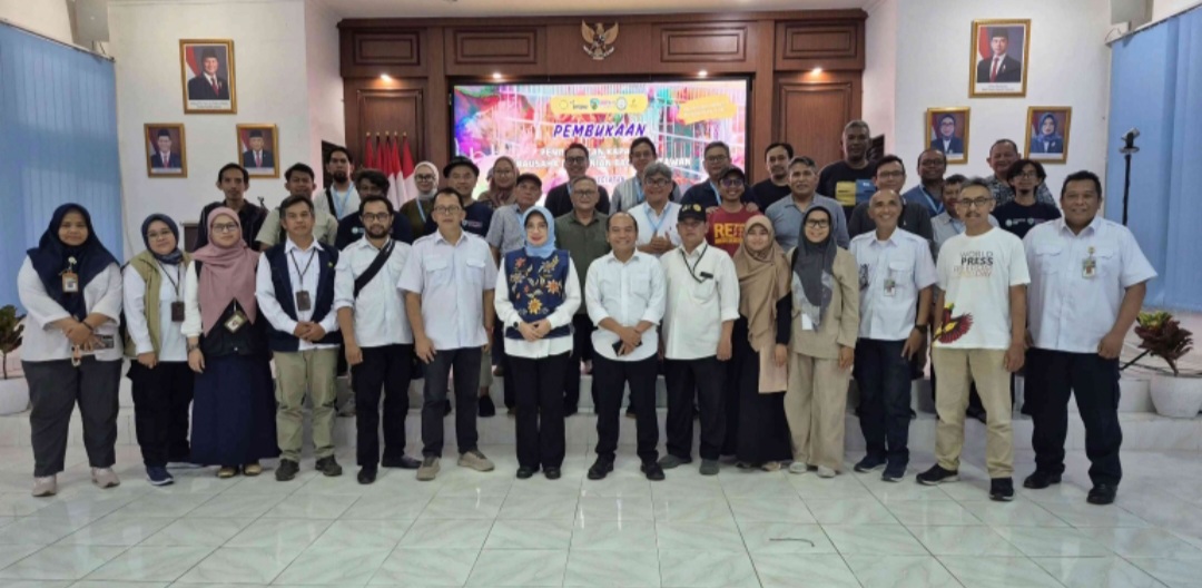 Cetak Enterpreneur, Yayasan AMB Gelar Pelatihan Ternak Ayam Petelur Bagi 135 Jurnalis dan Mantan Jurnalis di Bogor